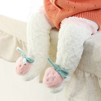 החורף בתוספת קטיפה מעובה לילדים גרביים קורל קטיפה חם גרביים לתינוק יפנית חמוד בובות גרביים לתינוק