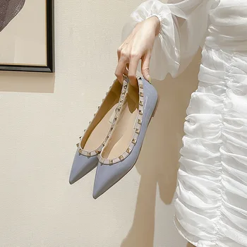 מזדמן מחודד בוהן הנשית הנעלה, יוקרה, עיצוב מסמר נעלי נשים קיץ משאבות 2023 אופנה נוחה דירות פאטוס Mujer